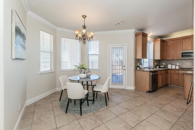 7779 N Janzer, Fresno, CA 93722