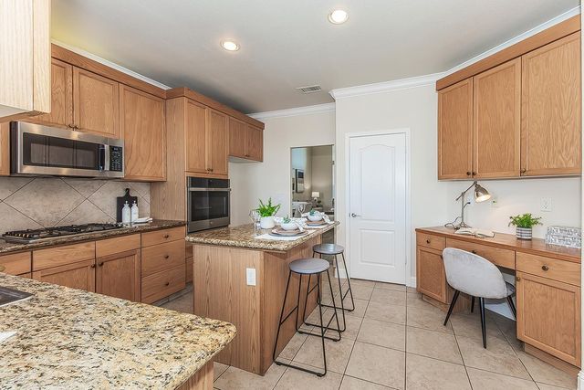 7779 N Janzer, Fresno, CA 93722