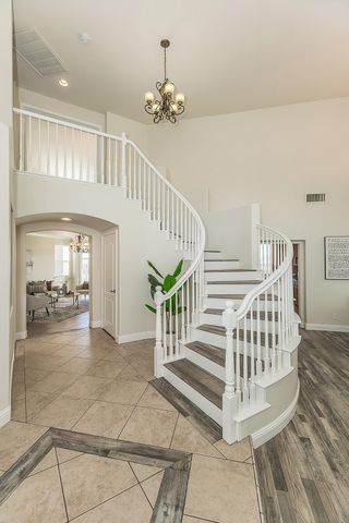 7779 N Janzer, Fresno, CA 93722