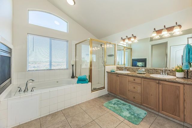 7779 N Janzer, Fresno, CA 93722