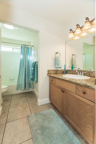 7779 N Janzer, Fresno, CA 93722