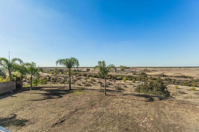 7779 N Janzer, Fresno, CA 93722