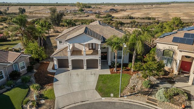 7779 N Janzer, Fresno, CA 93722