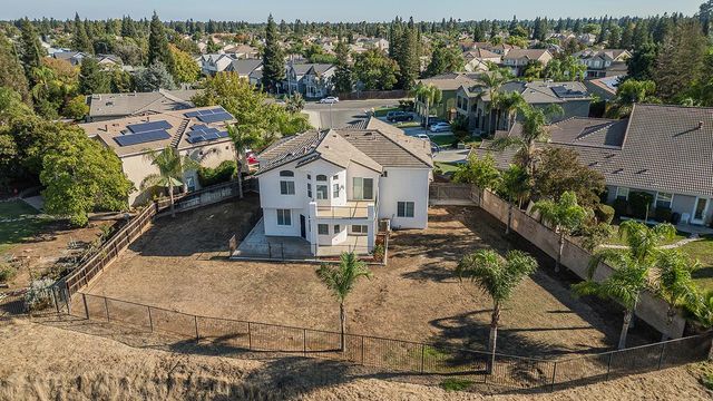 7779 N Janzer, Fresno, CA 93722