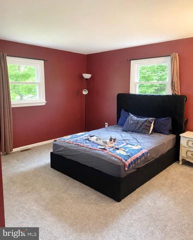7009 CHAMBERSBURG RD, Fayetteville, PA 17222