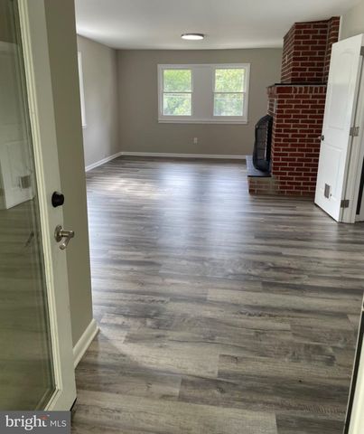 7009 CHAMBERSBURG RD, Fayetteville, PA 17222