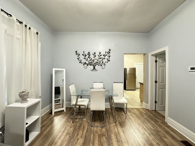 720 N Elizabeth Street 1, Chicago, IL 60642