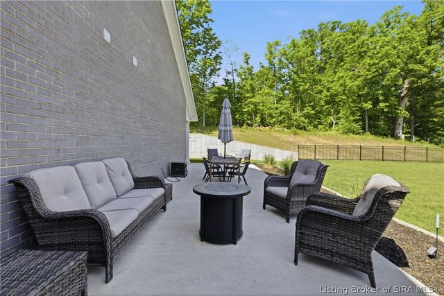 912 Audobon Court, Memphis, IN 47143