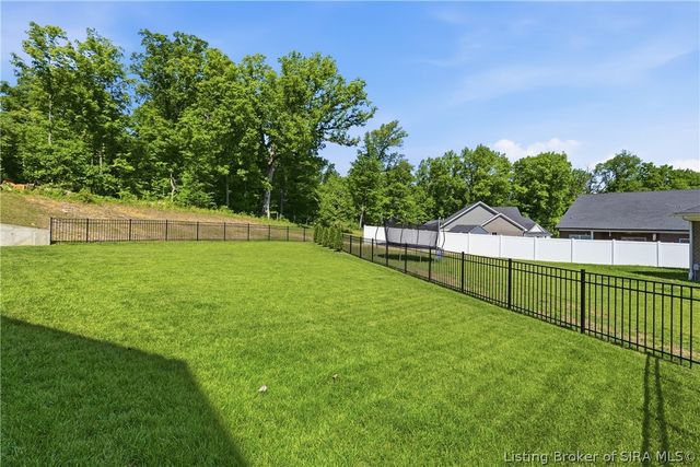912 Audobon Court, Memphis, IN 47143