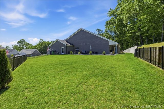 912 Audobon Court, Memphis, IN 47143