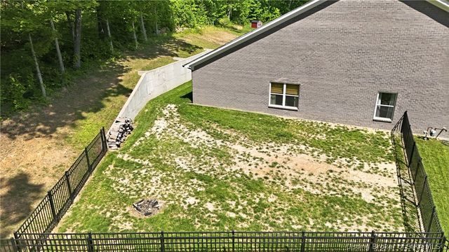 912 Audobon Court, Memphis, IN 47143