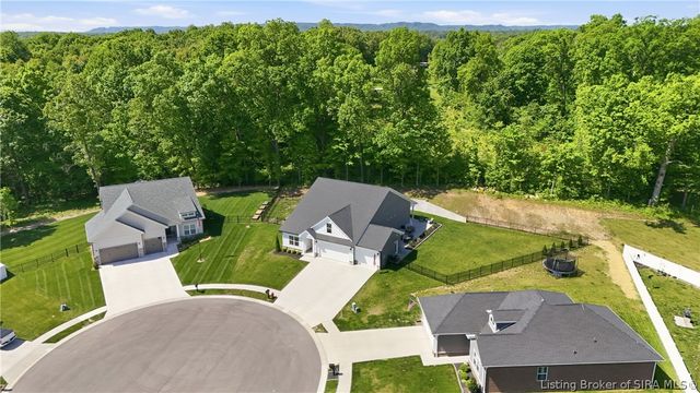 912 Audobon Court, Memphis, IN 47143