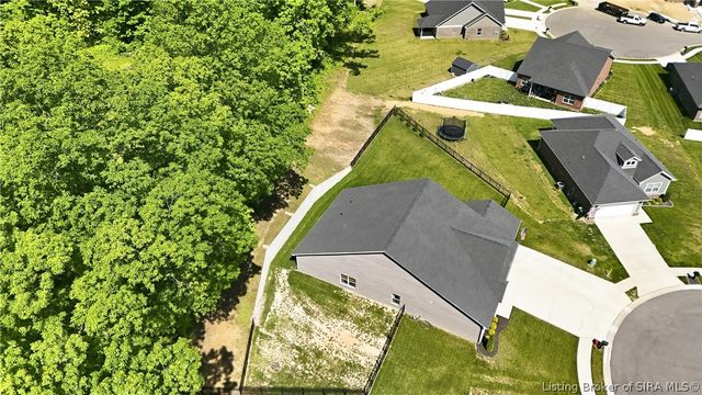 912 Audobon Court, Memphis, IN 47143