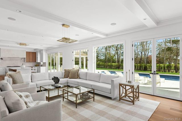 171 Oneck Lane, Westhampton Beach, NY 11978