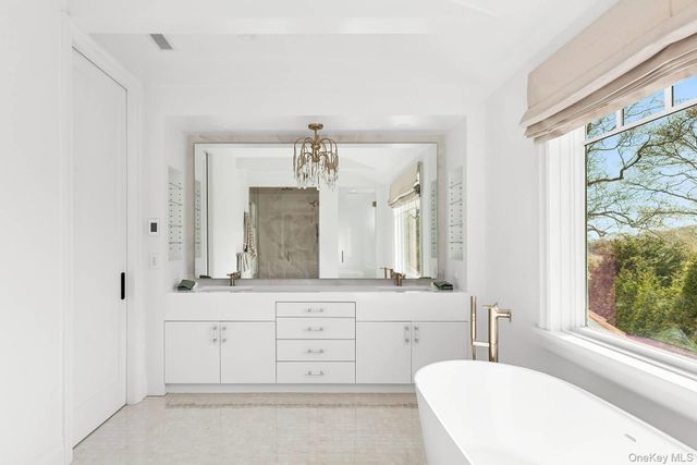 171 Oneck Lane, Westhampton Beach, NY 11978