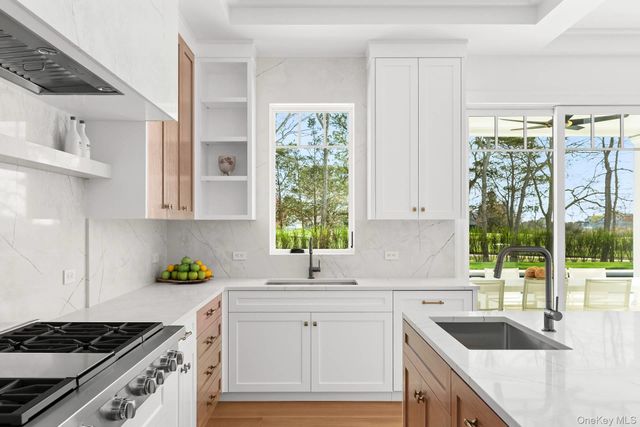 171 Oneck Lane, Westhampton Beach, NY 11978