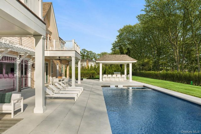 171 Oneck Lane, Westhampton Beach, NY 11978