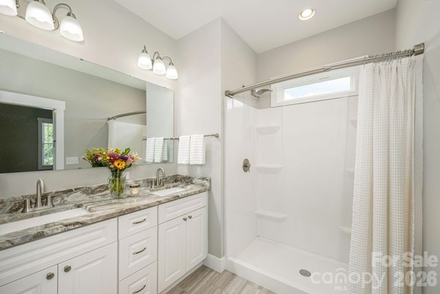 36 Windy Acres Knoll Drive, Hendersonville, NC 28792