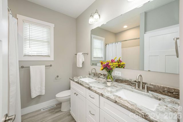 36 Windy Acres Knoll Drive, Hendersonville, NC 28792