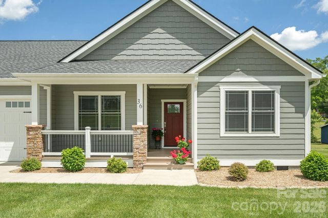 36 Windy Acres Knoll Drive, Hendersonville, NC 28792