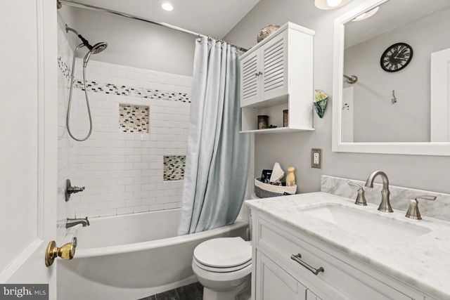 3593 N 4TH ST, Harrisburg, PA 17110