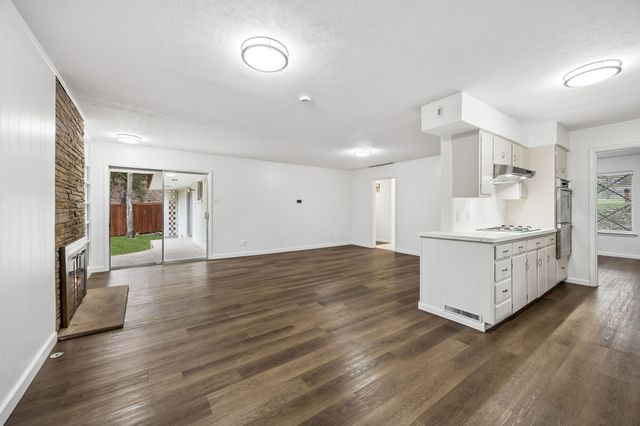 1106 Lady Lane, Duncanville, TX 75116