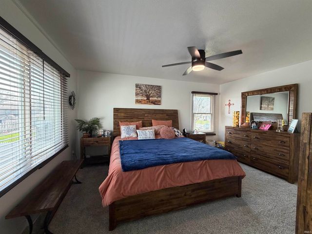 1834 Crabtree Lane, Elkhart, IN 46514