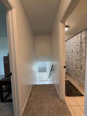 1834 Crabtree Lane, Elkhart, IN 46514