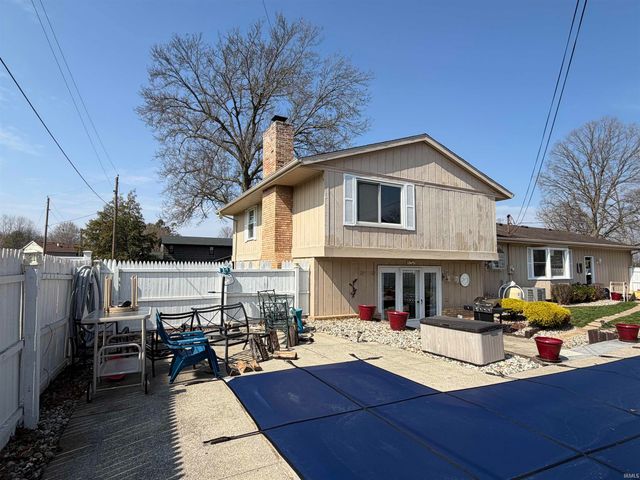 1834 Crabtree Lane, Elkhart, IN 46514