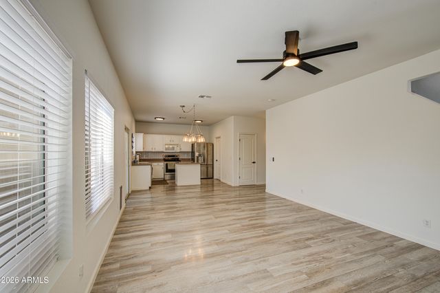30084 N DESERT WILLOW Boulevard, San Tan Valley, AZ 85143
