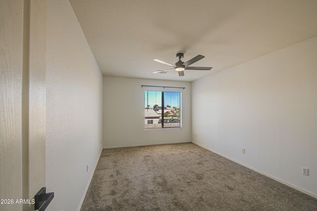 30084 N DESERT WILLOW Boulevard, San Tan Valley, AZ 85143