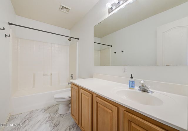 30084 N DESERT WILLOW Boulevard, San Tan Valley, AZ 85143