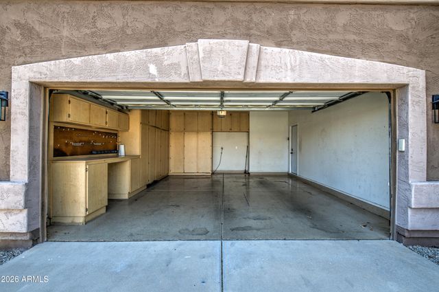 30084 N DESERT WILLOW Boulevard, San Tan Valley, AZ 85143