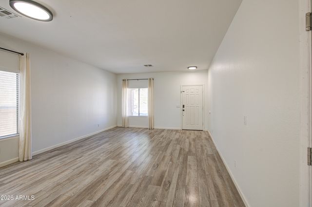 30084 N DESERT WILLOW Boulevard, San Tan Valley, AZ 85143