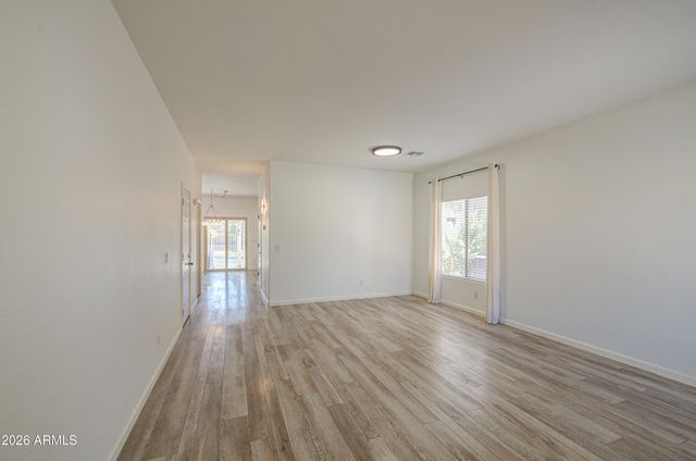 30084 N DESERT WILLOW Boulevard, San Tan Valley, AZ 85143