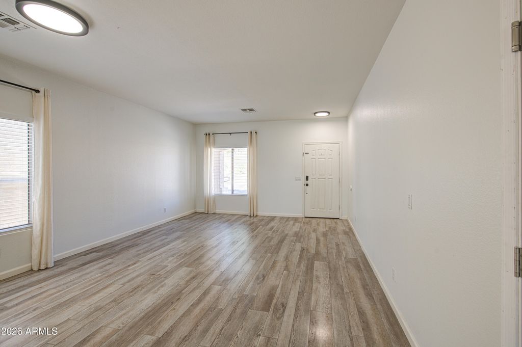 30084 N DESERT WILLOW Boulevard, San Tan Valley, AZ 85143 — photo 5
