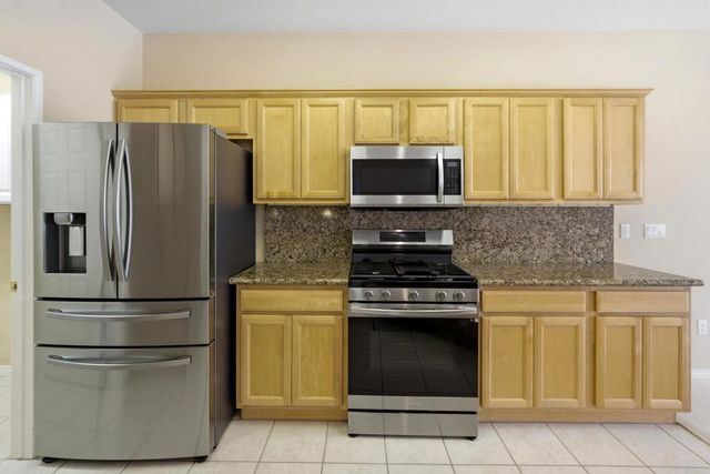 78964 Stansbury Court, Palm Desert, CA 92211