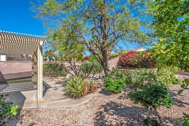 78964 Stansbury Court, Palm Desert, CA 92211