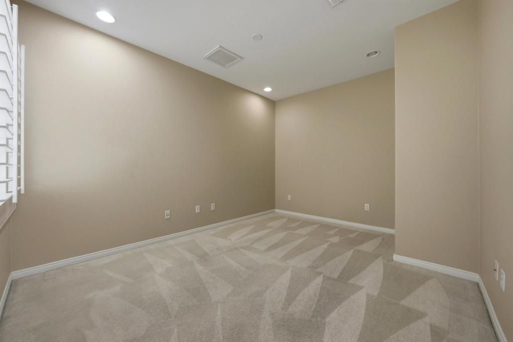 Image 18 of property listing at 78964 Stansbury Court, Palm Desert, CA 92211