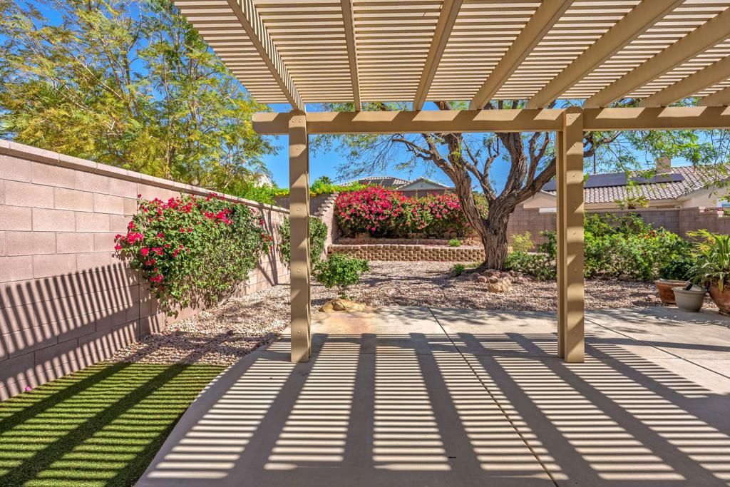 Image 5 of property listing at 78964 Stansbury Court, Palm Desert, CA 92211