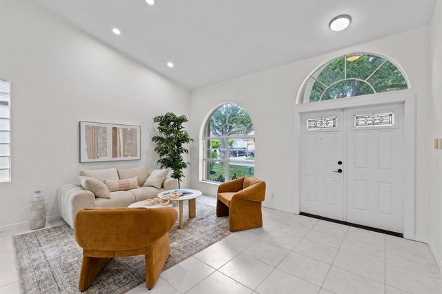 5954 NW 74th Street, Parkland, FL 33067