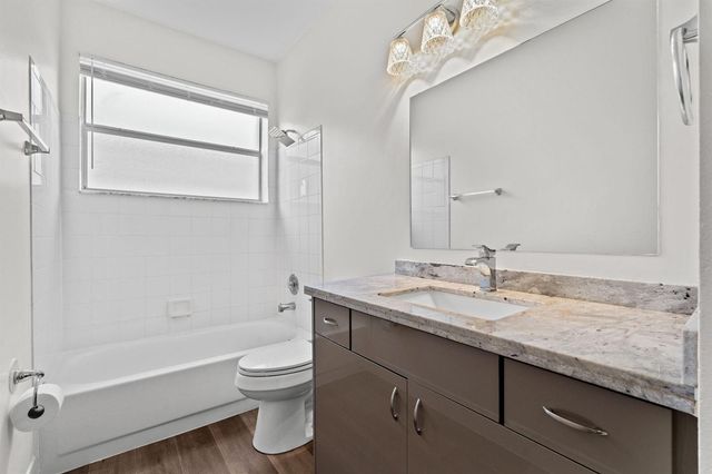 5954 NW 74th Street, Parkland, FL 33067