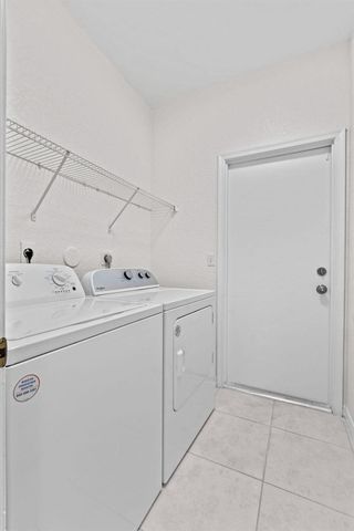 5954 NW 74th Street, Parkland, FL 33067