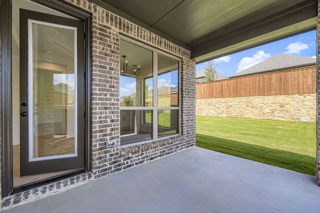 138 Sandie Drive, Rhome, TX 76078