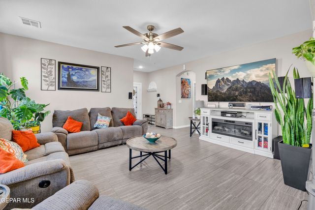 12614 MARK TWAIN Avenue, El Paso, TX 79928