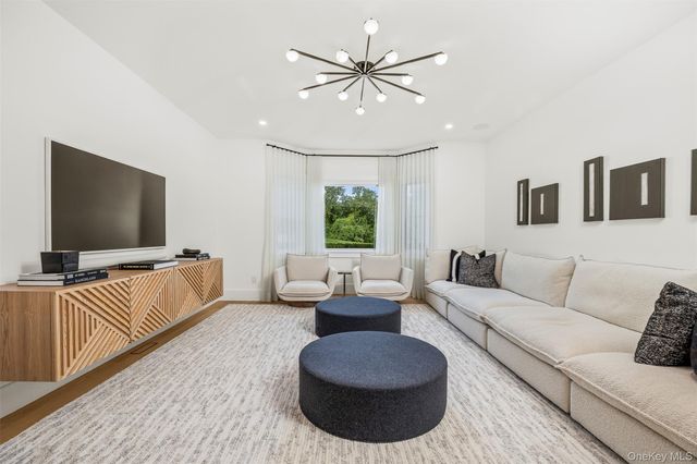 55 Sarles Street, Armonk, NY 10504