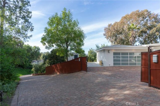 4909 Calvin, Tarzana, CA 91356