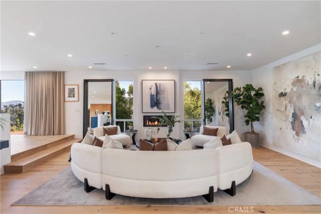 4909 Calvin, Tarzana, CA 91356