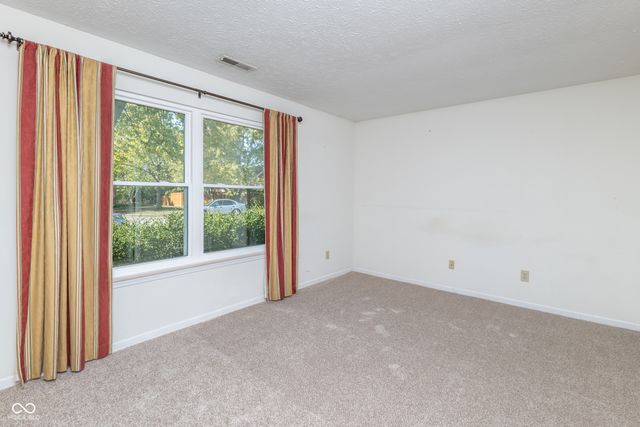 10126 Park Ridge Drive, Indianapolis, IN 46229