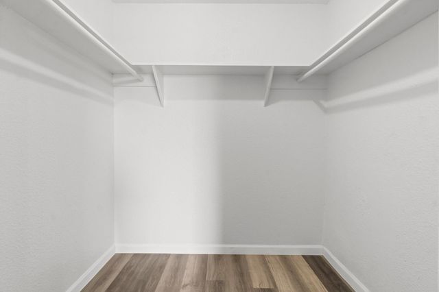 781 Country Place Drive 2083, Houston, TX 77079